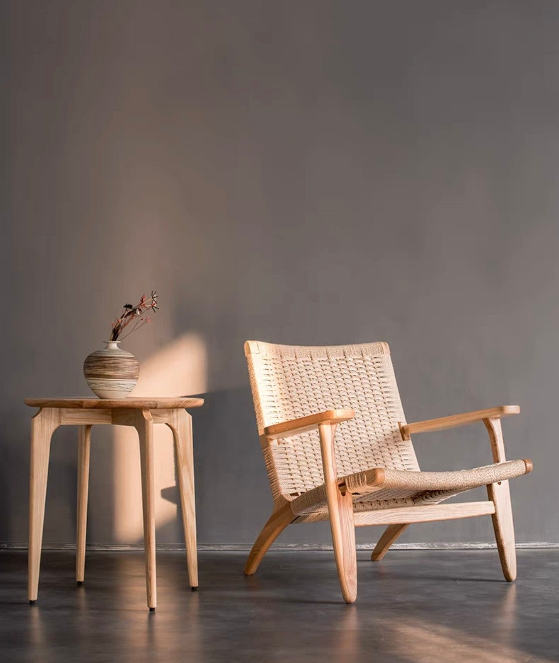 Poltrona Theo - Madera Maciza