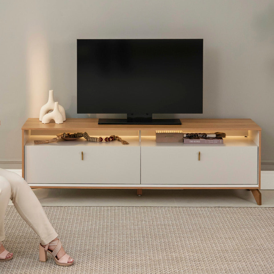 Rack para tv Dubai 180cm con Led - Patas en madera maciza