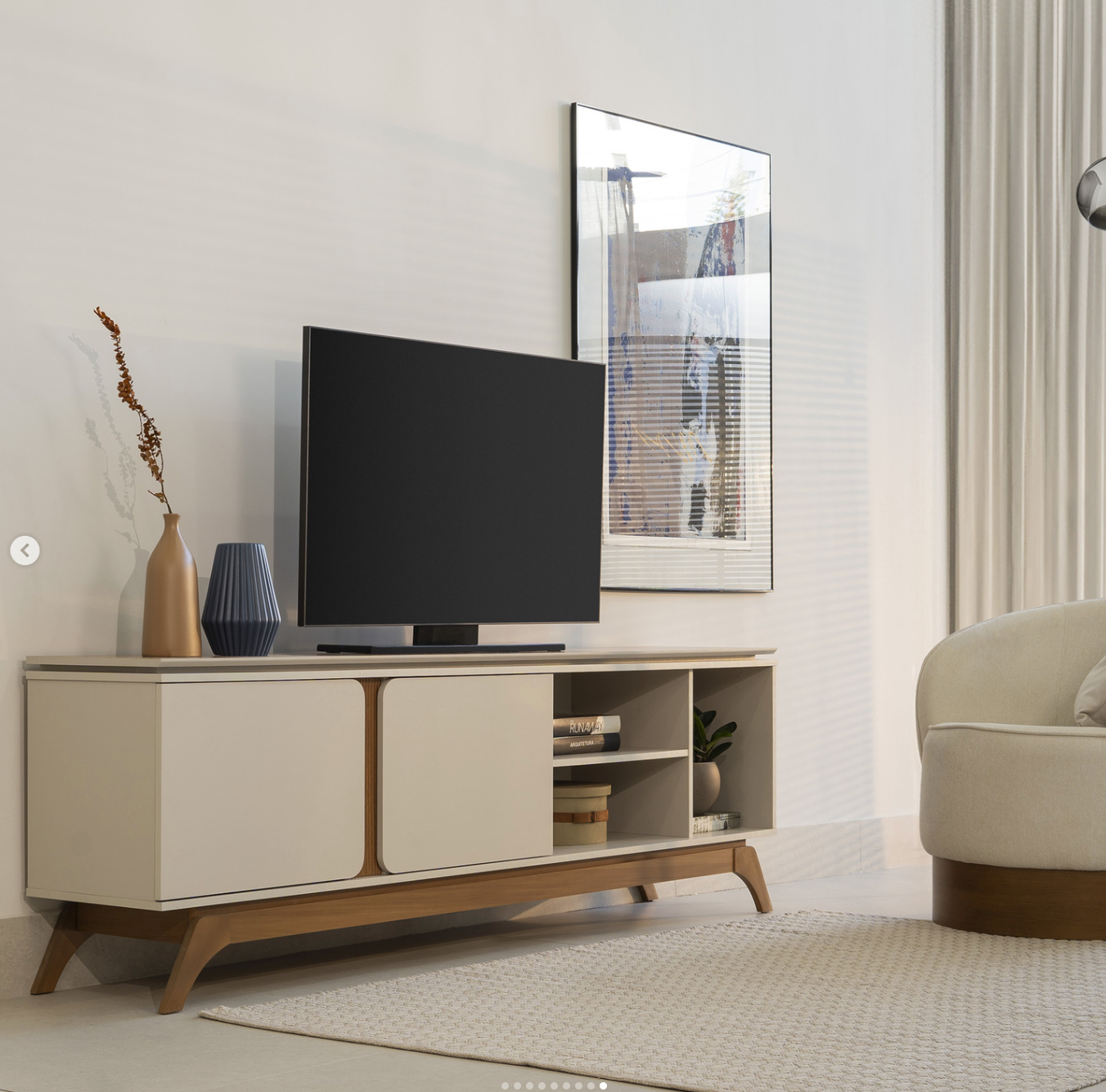 Rack para TV Istambul 200cm Patas en madera maciza