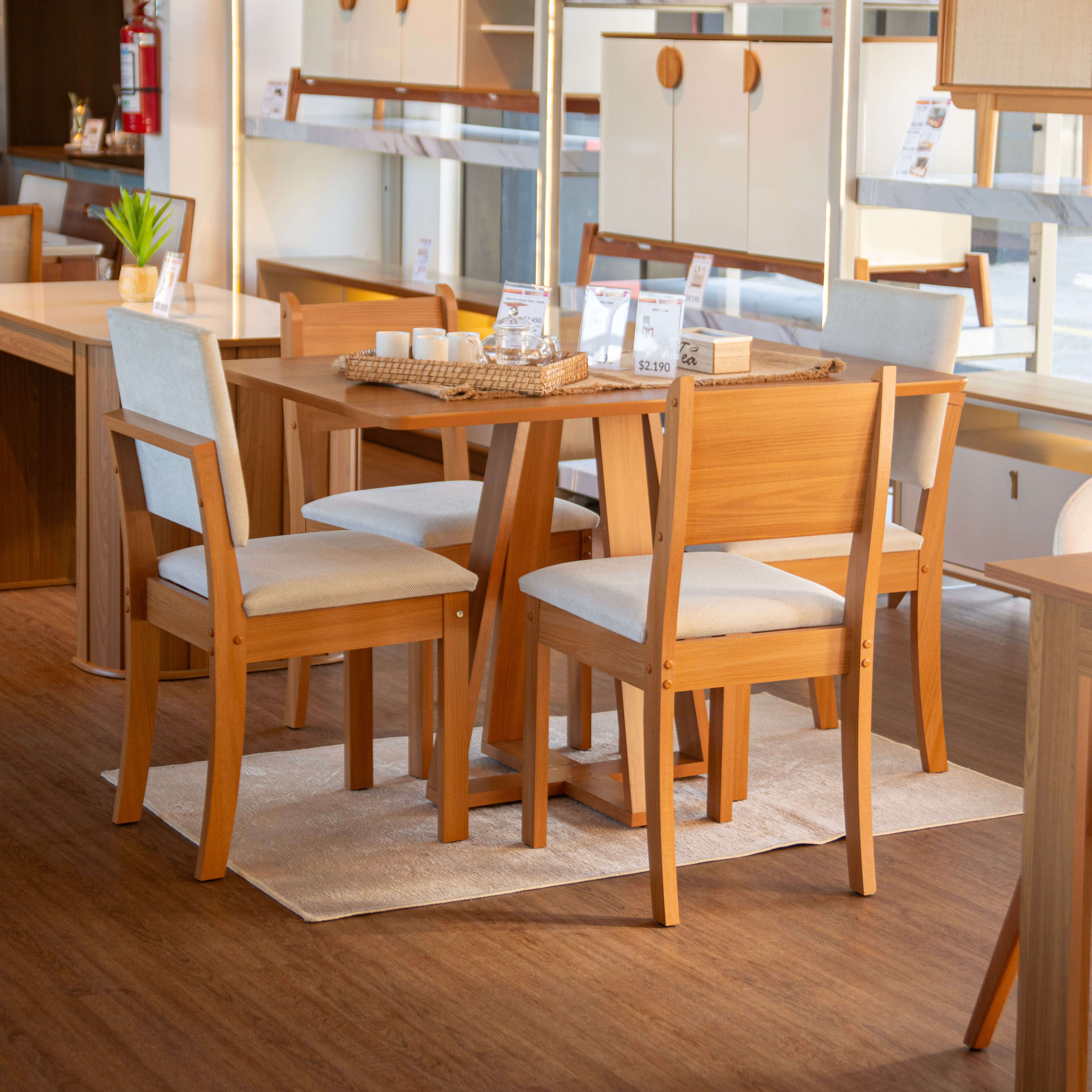 Juego de Comedor Alva 120CM + 4 Sillas Cora
