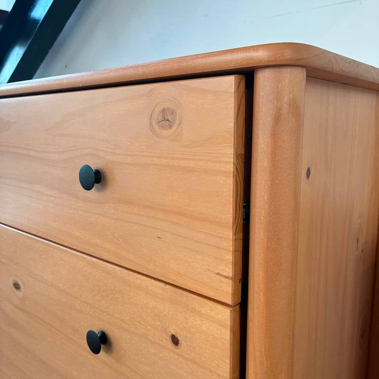 Comoda Apama 90CM 4 Cajones - Madera Maciza