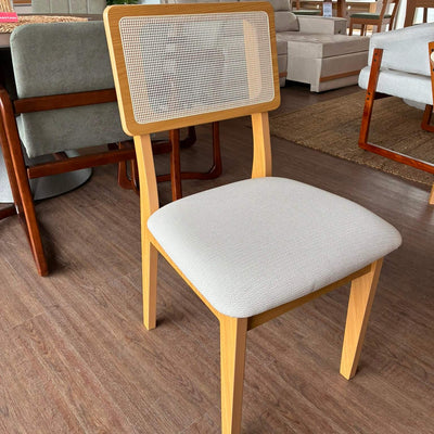 Juego de Comedor Agustina + 4 Sillas Monica - 100% MDF
