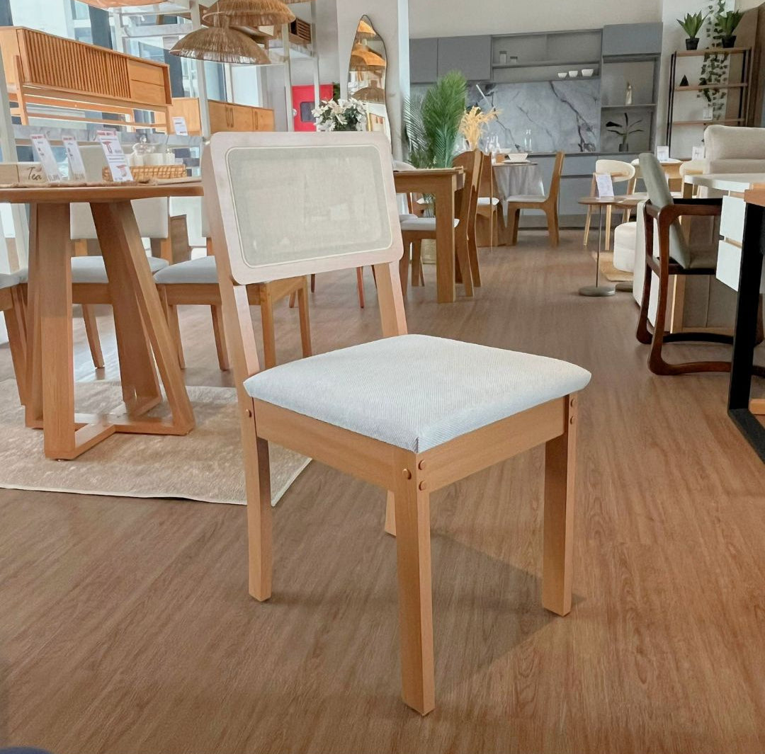 Juego de comedor Melina 120cm con 4 Sillas Ova 100% MDF