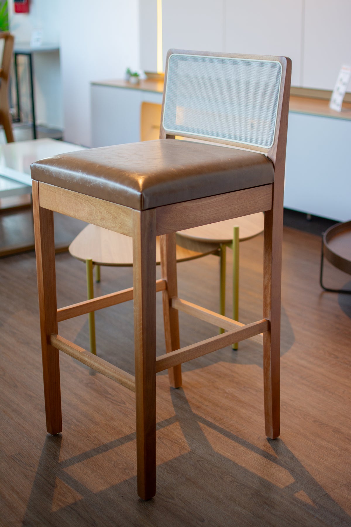 Banqueta Sara - Madera Maciza