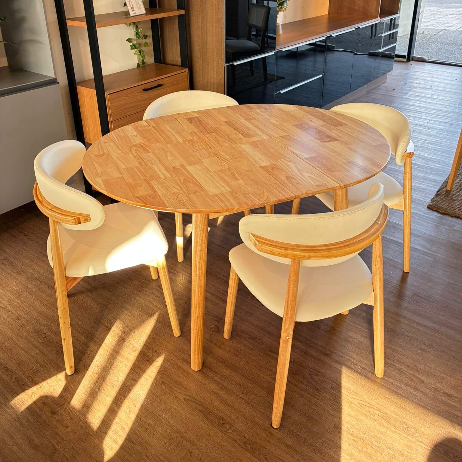 comedor elan + sillas caliza