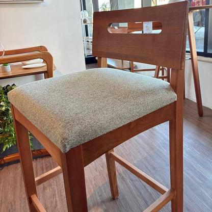 Banqueta Mia - Madera Maciza
