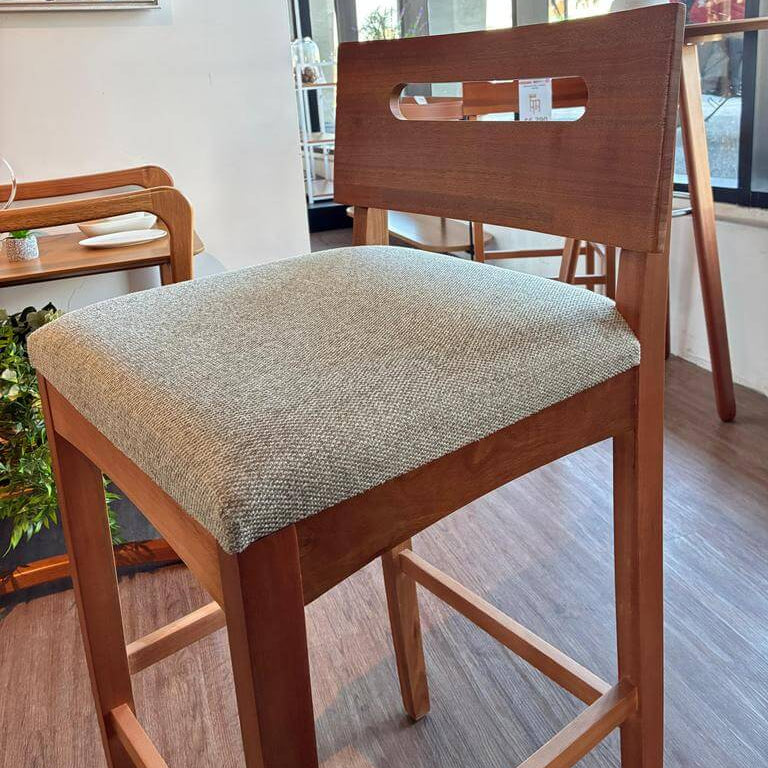 Banqueta Mia - Madera Maciza
