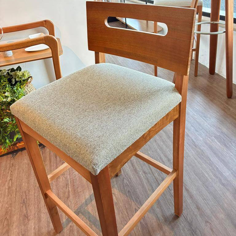 Banqueta Mia - Madera Maciza