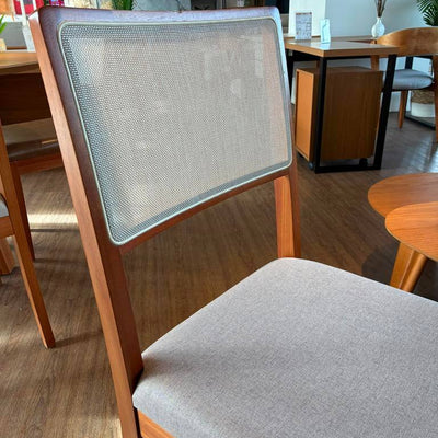 Juego de Comedor Asia Redonda con 4 Sillas Lola