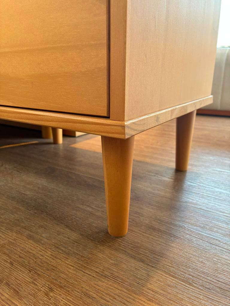 Mesa de luz Nordica Mikka - Madera Maciza