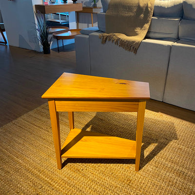 Mesa Lateral Miguel - Madera Maciza