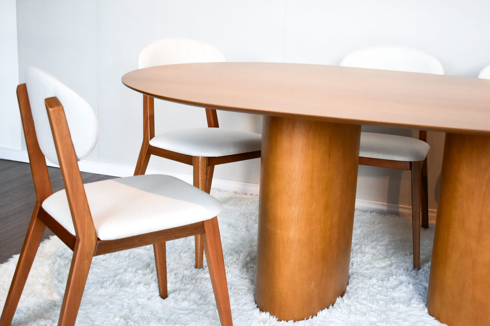 Mesa de Comedor Scarlet - Balton Design
