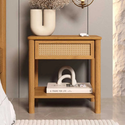 Mesa de luz Semira Ratan - Madera Maciza