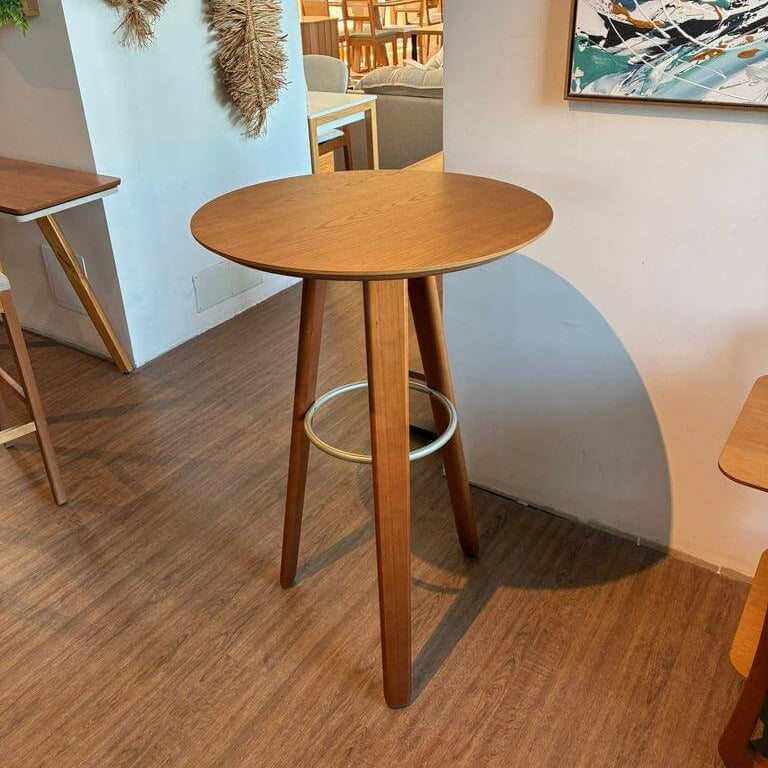 Conjunto Isla Aurea con 3 Banqueta Sara