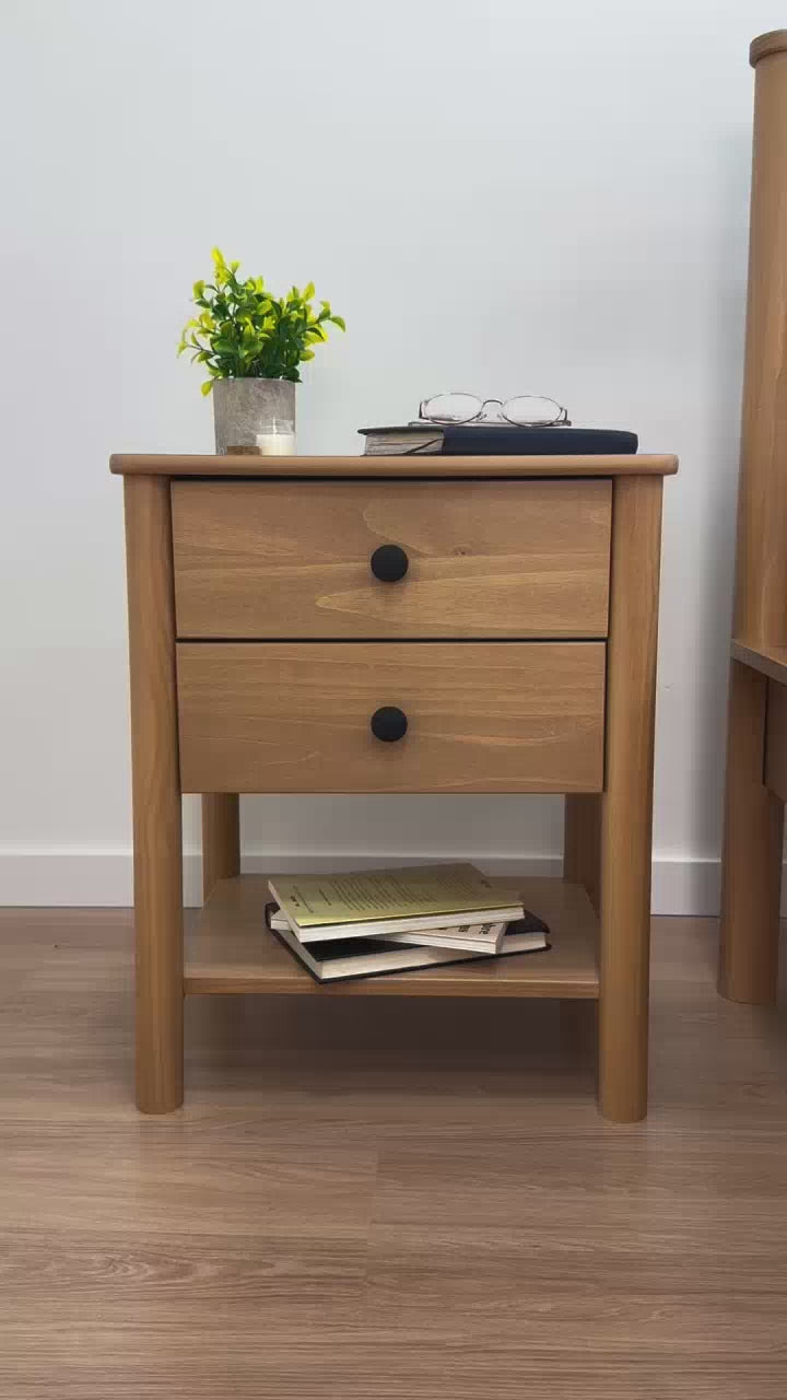 Mesa de luz Apama 2 cajones - Madera Maciza