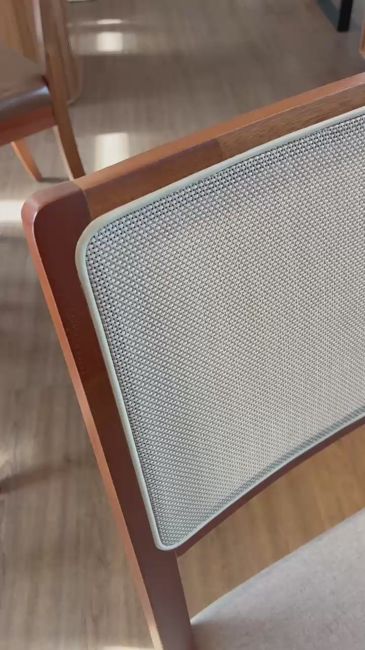 Juego de comedor Mesa Elma Redonda con Tapa de Vidrio Blanco con 4 Sillas Lola