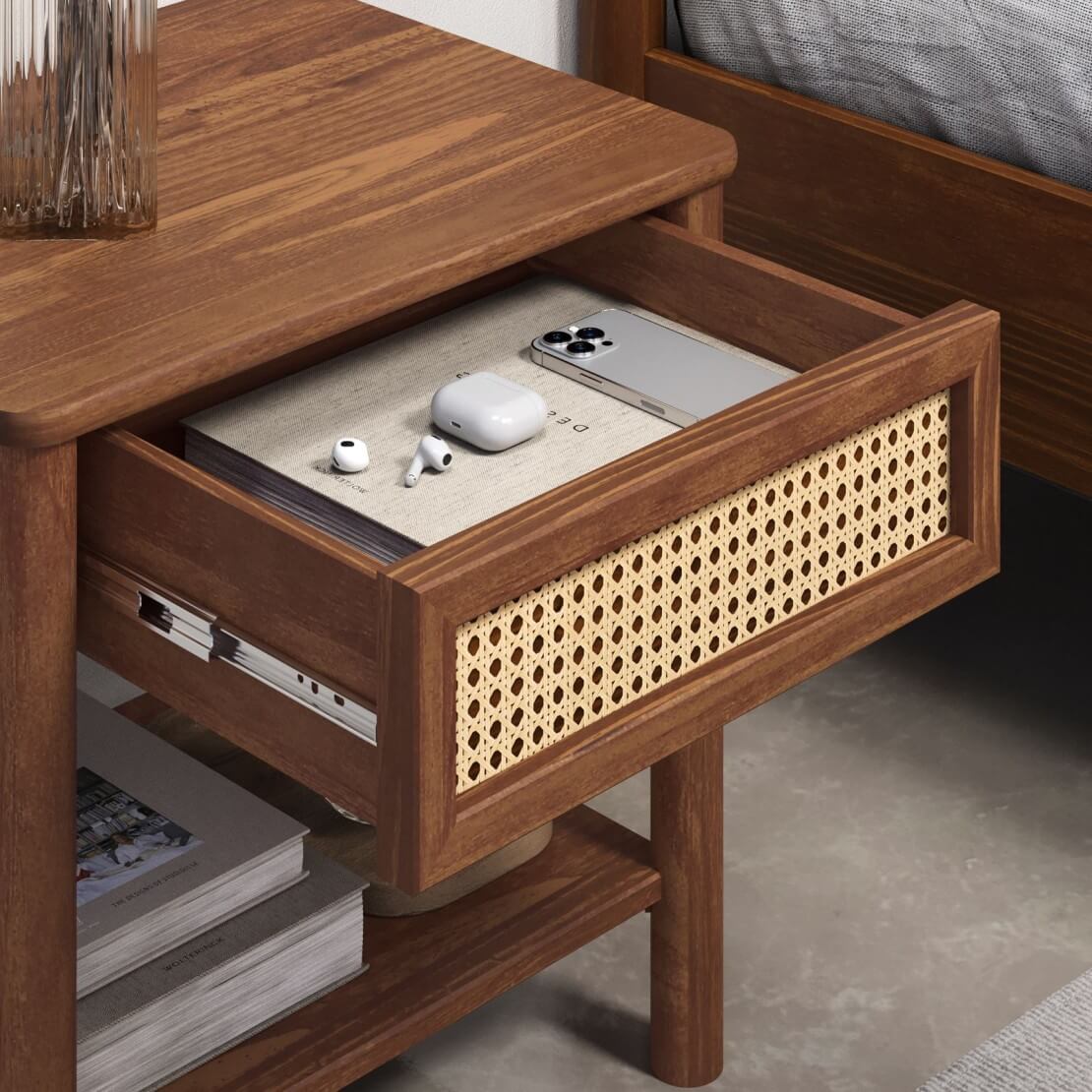 Mesa de luz Semira Ratan - Madera Maciza