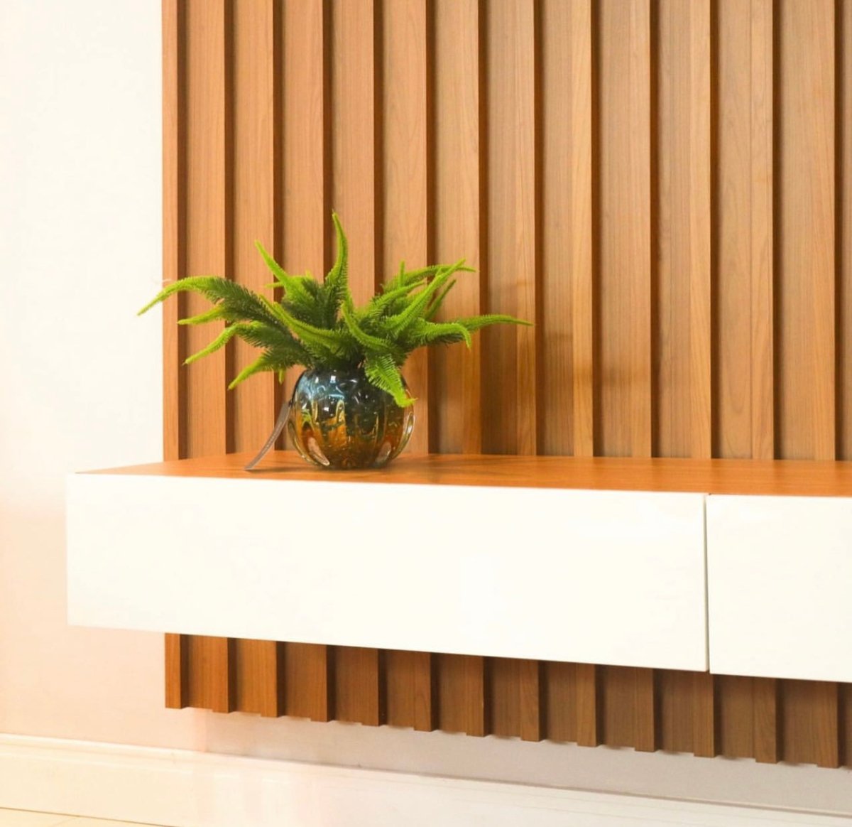 Rack Panel TV con Listones de Madera 100% MDF 180CM - Balton Hogar - TB181JW